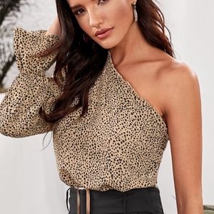 SHEIN cheetah print one-shoulder top size SMALL